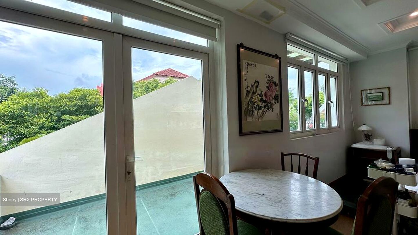 First Avenue (D10), Detached #462108951